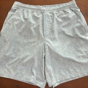 Men’s lululemon shorts